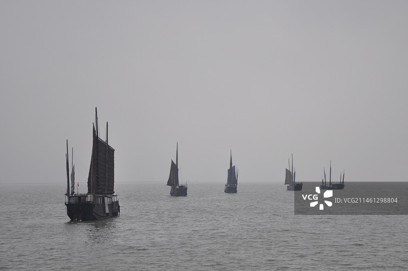 太湖帆船图片素材