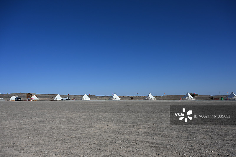 居延海帐篷营地图片素材