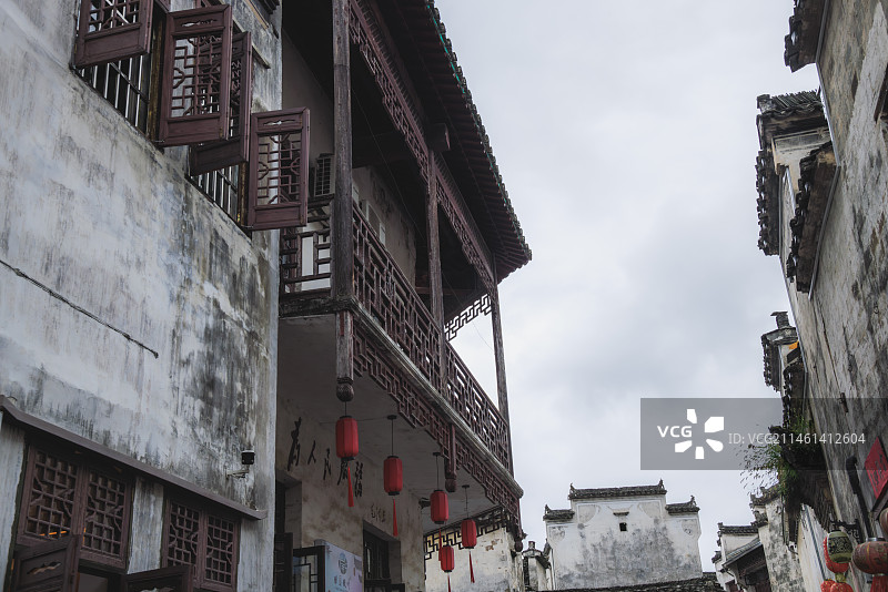 安徽省黄山市黟县西递古村徽派建筑外部结构景观图片素材