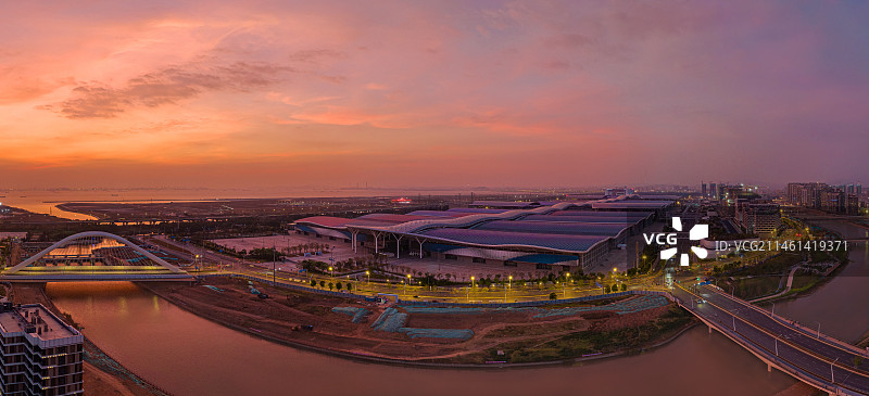 宝安国际会展中心晚霞图片素材
