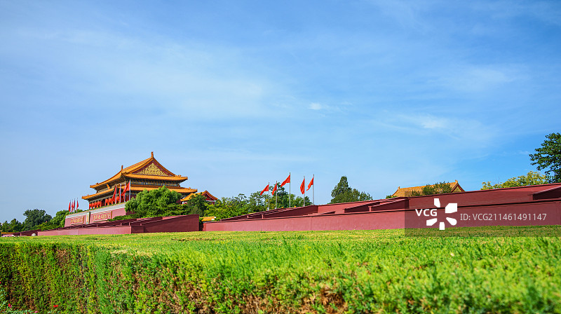 北京:2023年国庆节天安门广场装扮一新迎接八方来客图片素材