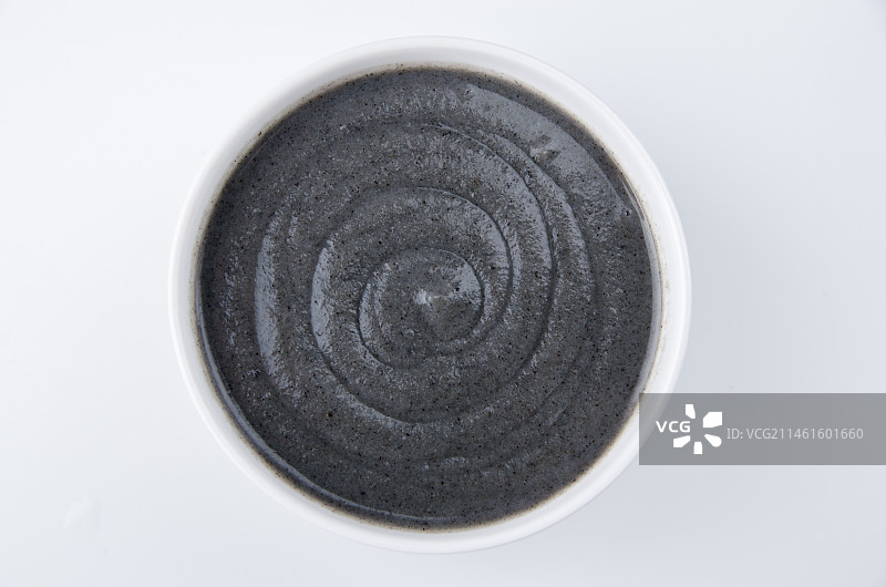 滋补的营养早餐黑芝麻糊图片素材