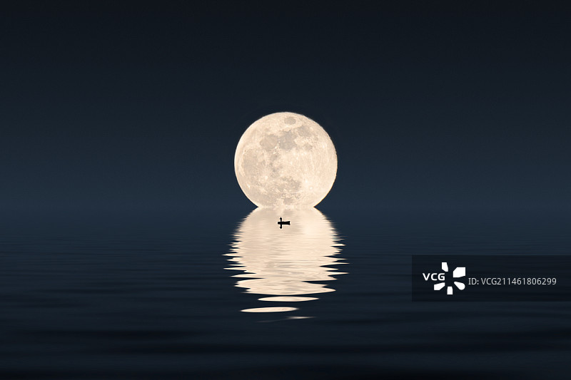 夜晚的月亮倒影图片素材