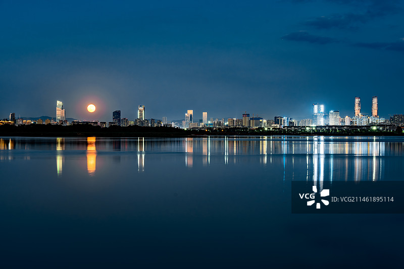 红月城市图片素材