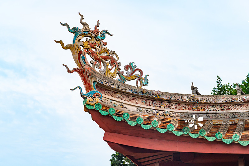 福建省泉州市天后宫屋檐雕刻特写图片素材