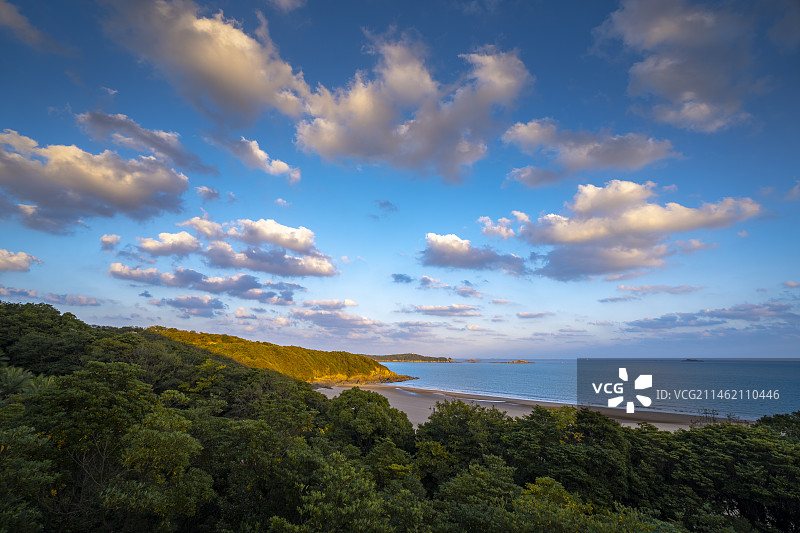 浙江舟山群岛十里金沙沙滩图片素材