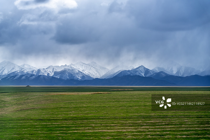 甘肃省张掖市祁连山雪景图片素材