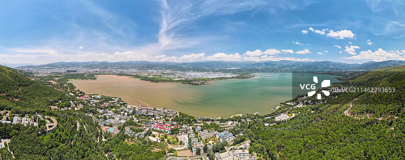 四川凉山州西昌邛海泸山航拍全景图片素材