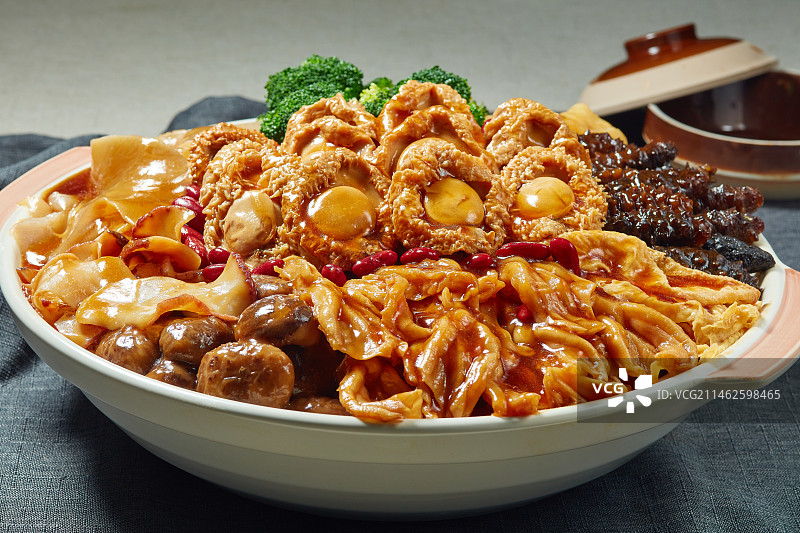 鲍汁大盆菜图片素材
