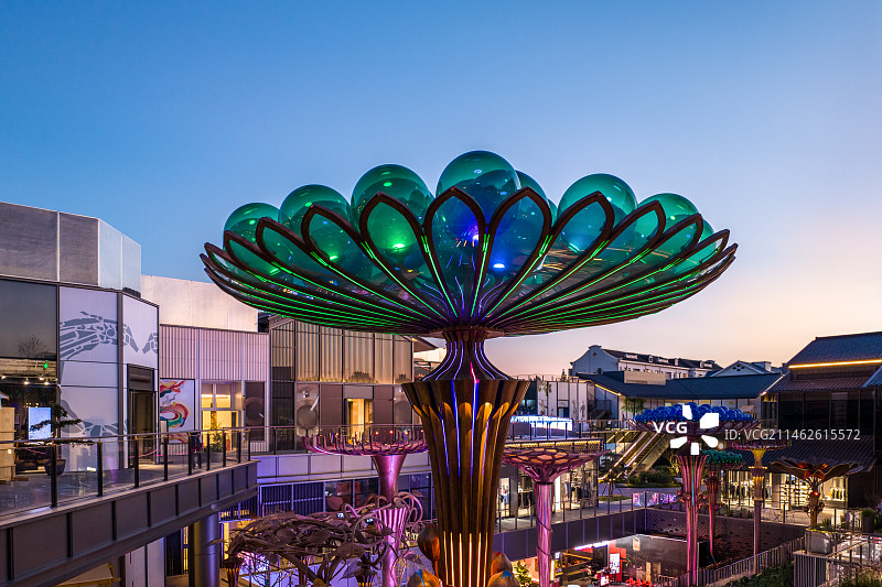 上海龙华会夜景图片素材