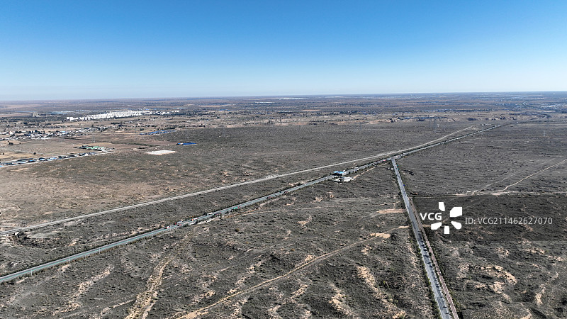 甘肃省武威市古浪县土门镇公路风光图片素材