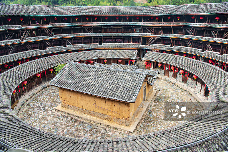 福建龙岩市永定区初溪土楼集庆楼图片素材