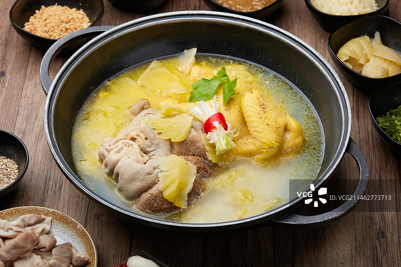 酸菜猪肚鸡图片素材