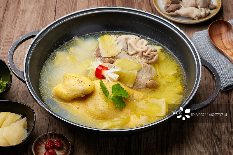 酸菜猪肚鸡图片素材