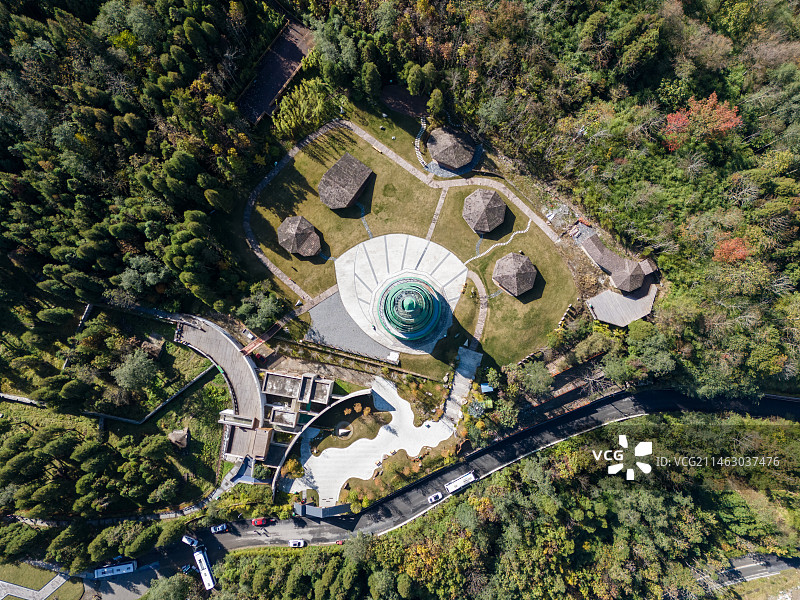 四川宝兴邓池沟大熊猫国际溯源营地图片素材