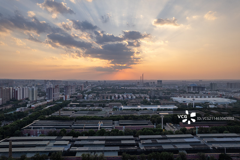 河南洛阳涧西区城市风光晚霞图片素材