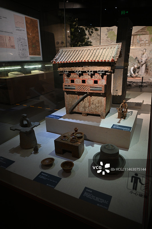 中国园林博物馆展览的古代文物器件图片素材