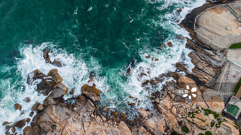 汕尾红海湾大海与礁石图片素材