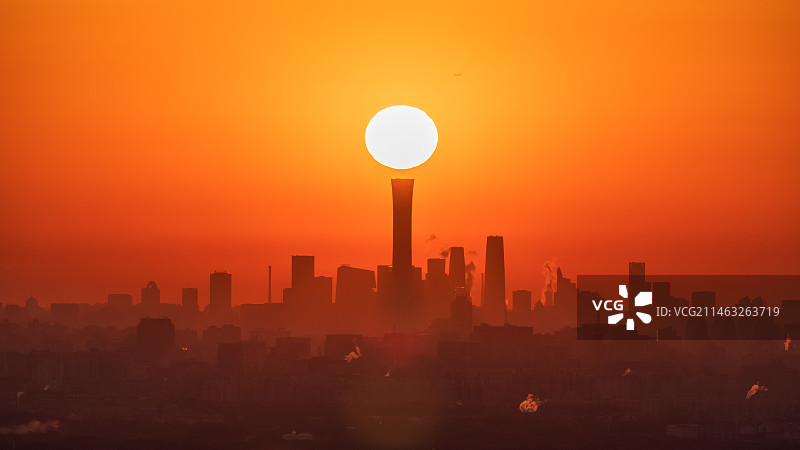 立冬前夕日出北京中信银行图片素材