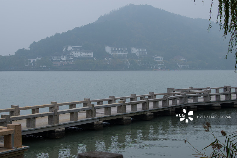 嘉兴南北湖景区，海盐旅游，南北湖，云岫庵，夜普陀图片素材