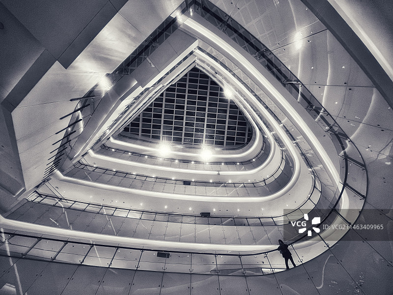 《黑白空间》图片素材