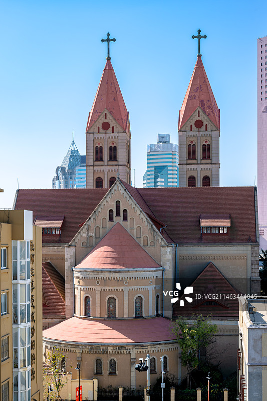 青岛圣弥厄尔大教堂图片素材