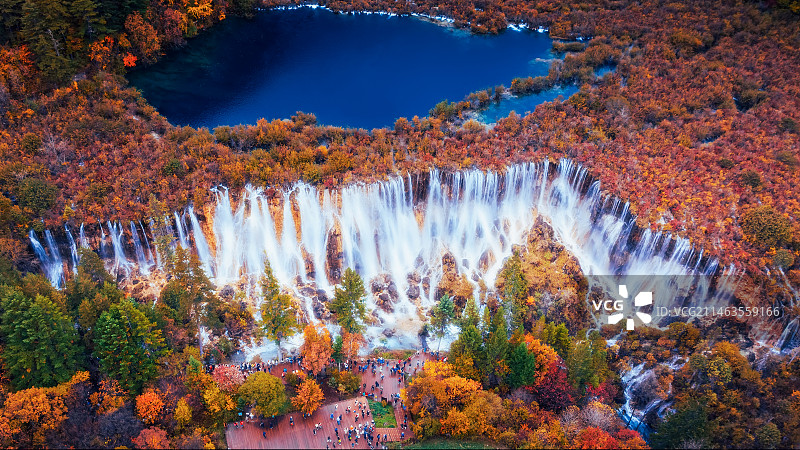 九寨沟诺日朗瀑布图片素材