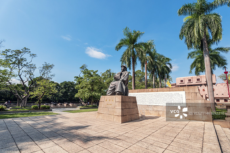 东莞市虎门林则徐纪念馆的林则徐铜像图片素材