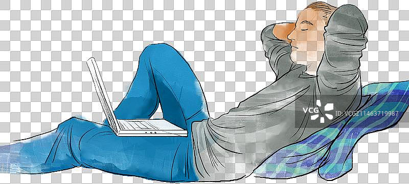 放松的躺着网上冲浪的大学生图片素材