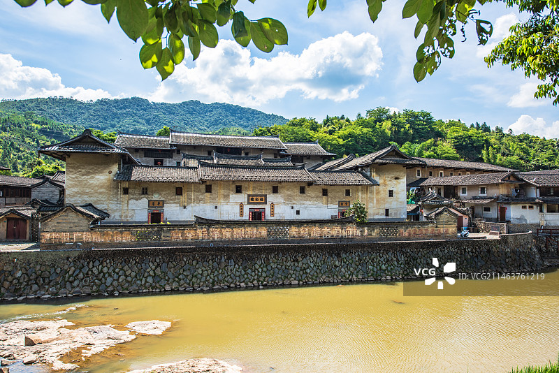 福建龙岩永定洪坑土楼图片素材