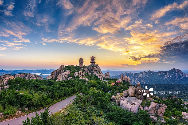 九仙山情侣峰日出图片素材