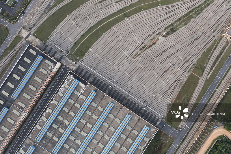 城市中的地铁始发站图片素材