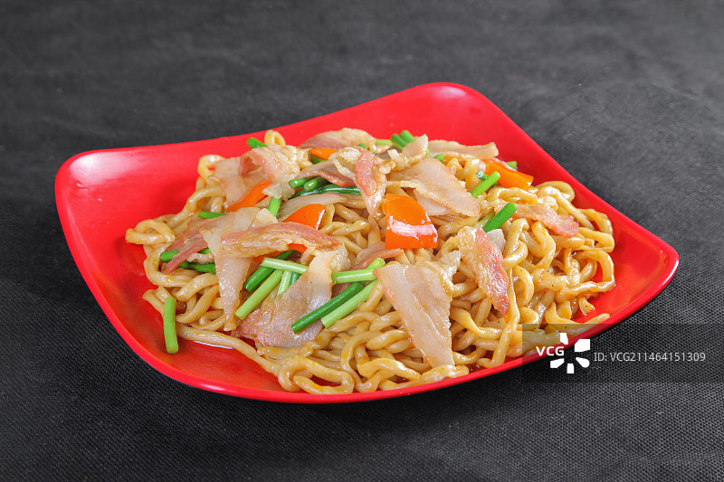 中餐美食-炒面图片素材