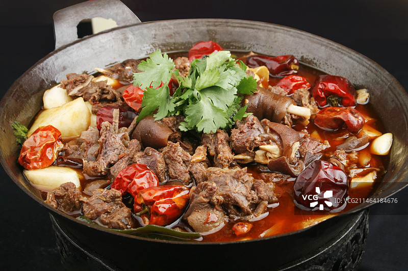 中餐美食-炖狗肉图片素材