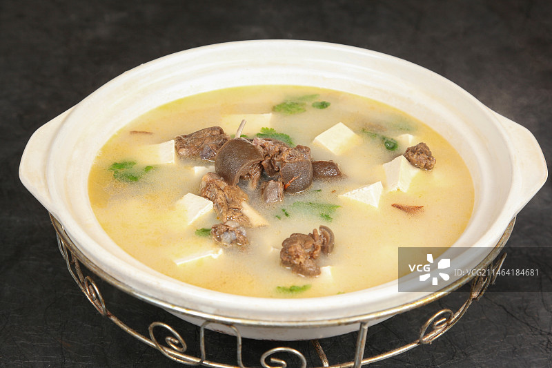 中餐美食-炖狗肉图片素材