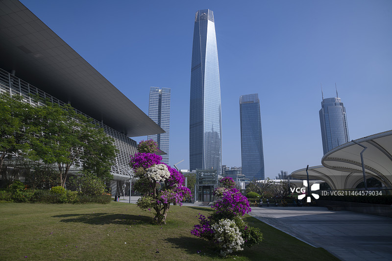 东莞城市建筑风光，市政中心广场图片素材