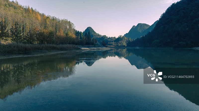 航拍湖北恩施白果乡茅坝槽高山湿地风光图片素材