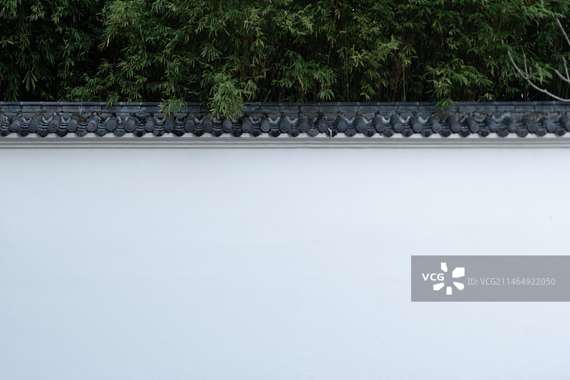 竹林下的白墙图片素材