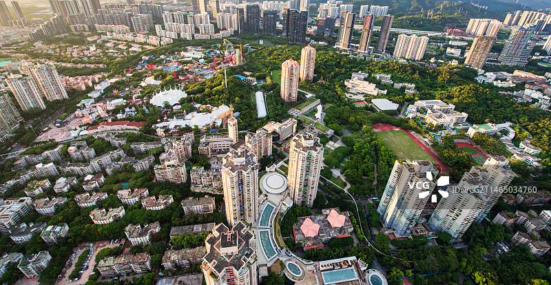 中国深圳南山区日落时分的高端住宅区图片素材