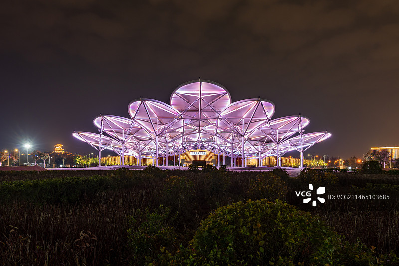 唐山市规划展览馆夜色灯光秀图片素材