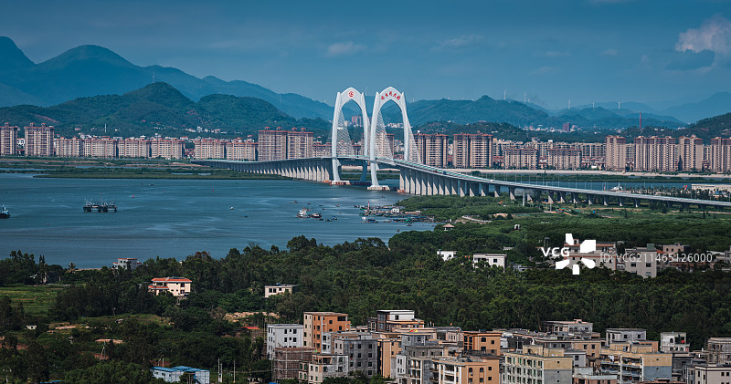 水东湾大桥远眺图片素材