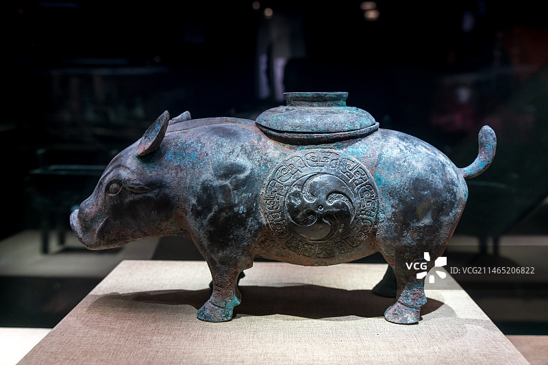 猪尊  西周  山西省临汾市曲沃县曲村镇晋国博物馆图片素材