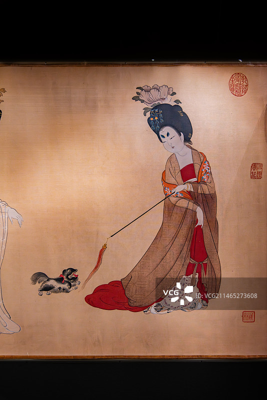 中国国家博物馆的唐代周昉的簪花仕女图图片素材