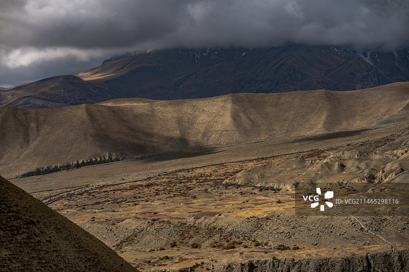 尼泊尔上木斯塘地区风光图片素材
