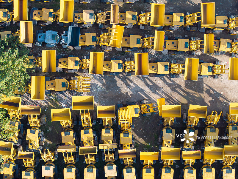 成片的工程机械挖土机图片素材