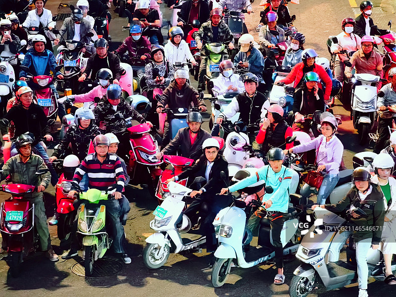 一道摩的族风采图片素材