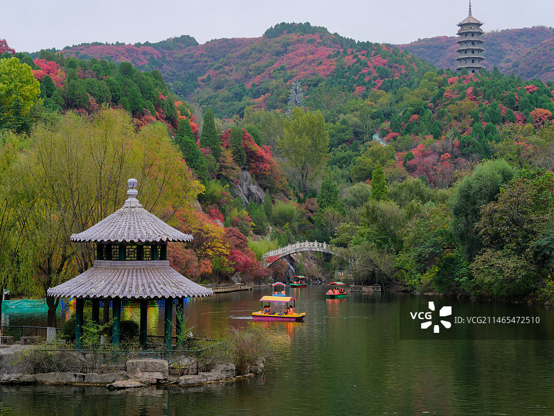 山东济南红叶谷绚秋湖秋色图片素材