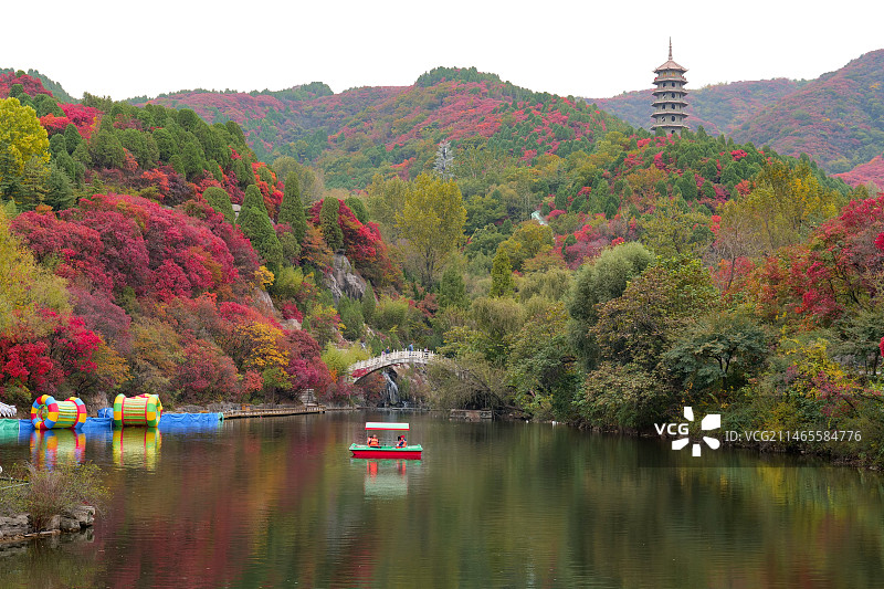 济南红叶谷绚秋湖秋色图片素材