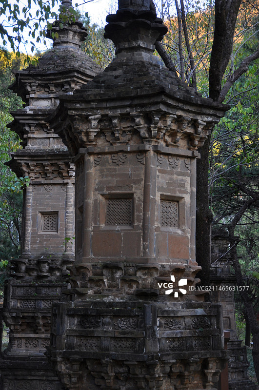 北京潭柘寺下塔林图片素材
