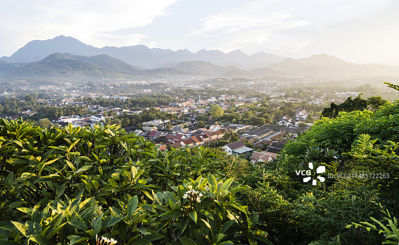 老挝琅勃拉邦城市面貌图片素材